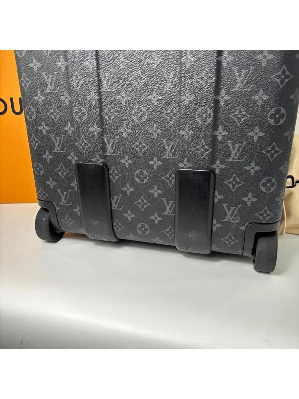 Louis Vuitton this authentic
